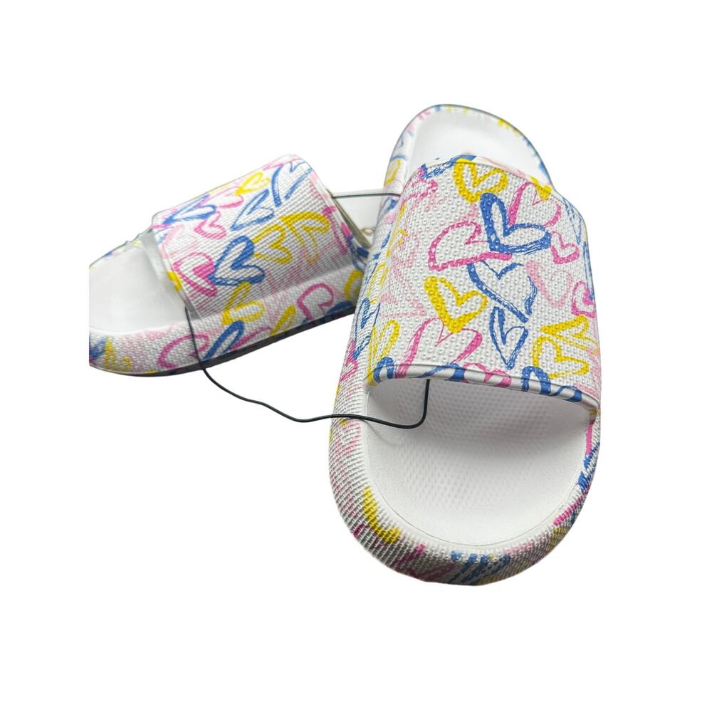 Mudd Men's Slippers Slides All Over Heart Pattern Size 9 New With Tags